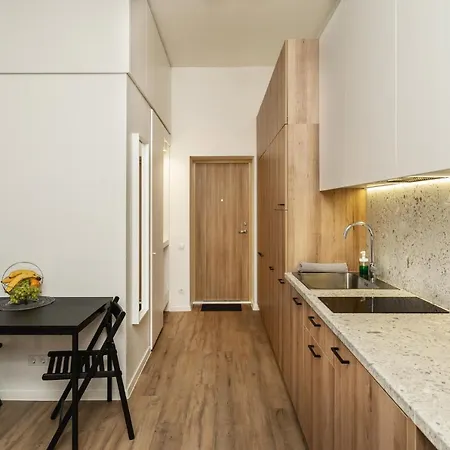 Air 203 Apartman *